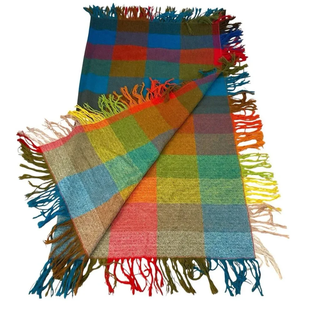 Unbranded bright squares